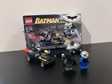 LEGO Batman 7884 Batman’s Buggy Escape of Mr. Freeze 99% Complete w/ Box