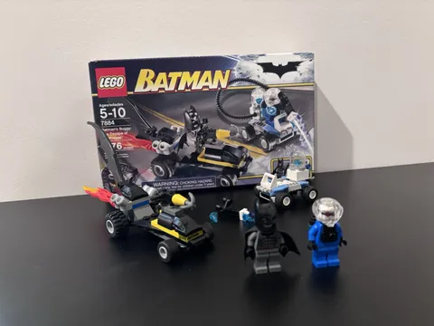 LEGO Batman 7884 Batman’s Buggy Escape of Mr. Freeze 99% Complete w/ Box