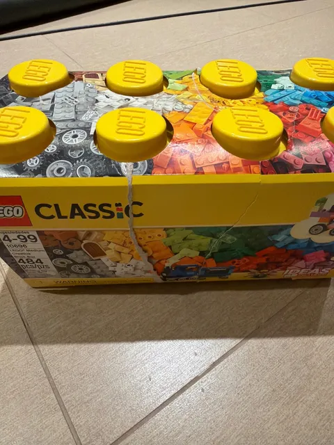 LEGO CLASSIC: Lego Medium Creative Brick Box (10696)