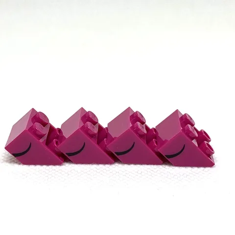 LEGO Parts - Magenta Slope Inverted 45 2 x 2 Mouth PRINT - 3660pb023 - QTY 4