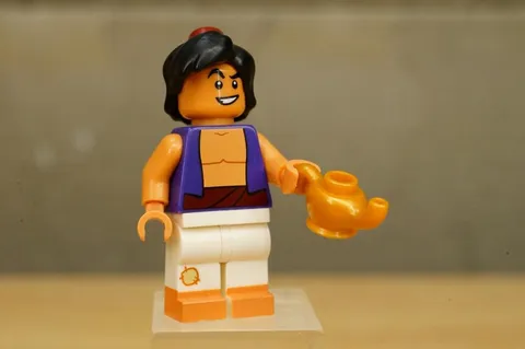 LEGO Disney Series 1 dis004 Collectible Minifigure CMF 71012 Aladdin & His Lamp