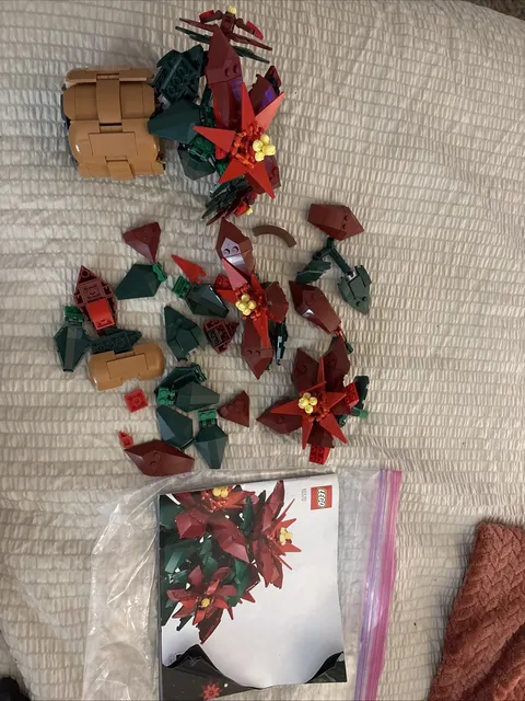 LEGO Set 10370 Botanical  Poinsettia - Pre-Owned-READ with instruction manual
