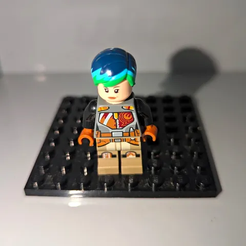LEGO Star wars Minifigure Sabine From Rebels.