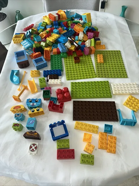 LEGO Bulk Lot 5 lbs Genuine Mixed Bricks Plates Parts Pieces Variety
