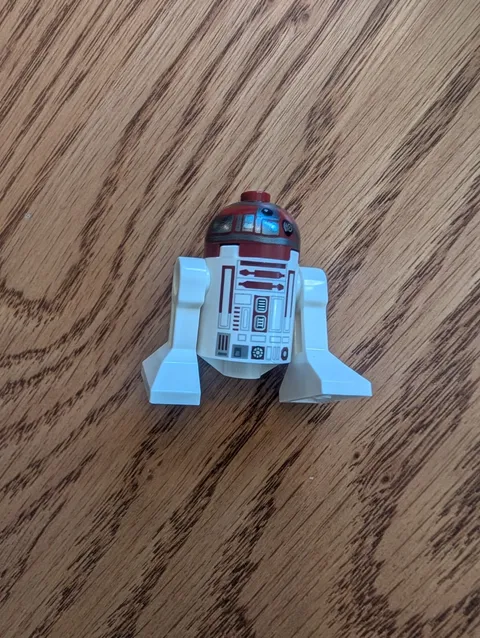 Lego Star Wars Astromech Droid R4-P17 Minifigure sw0706