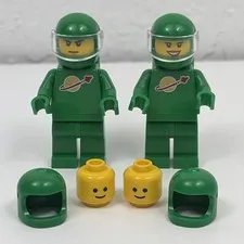 LEGO Minifigures Lot Pete Yve idea007 Green Classic Space Alternate Head Helmets