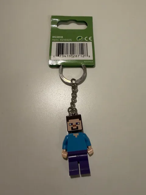 LEGO Minecraft Steve 853818 Minifigure Keychain New with Tag