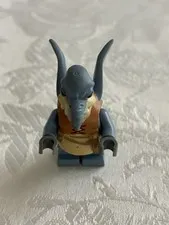 Watto - Sand Blue, Printed Head, Dark Bluish Gray Hands SW0325 from set 7962.