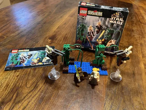 LEGO Star Wars: Naboo Swamp (7121) 100% complete w/ Instructions, Box