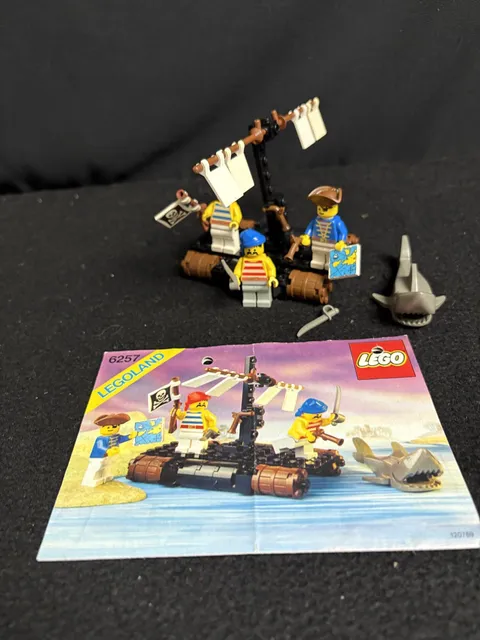 Lego 6257 Castaway's Raft Pirates Complete Complete + BA P2