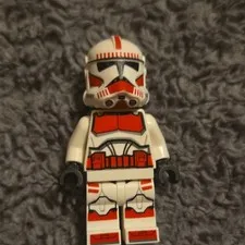LEGO Star Wars Clone Trooper Minifigure White Armor Red Markings w/ Helmet