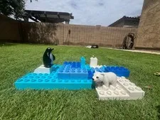 Duplo Legò Polar Bear and Penguin Lot.