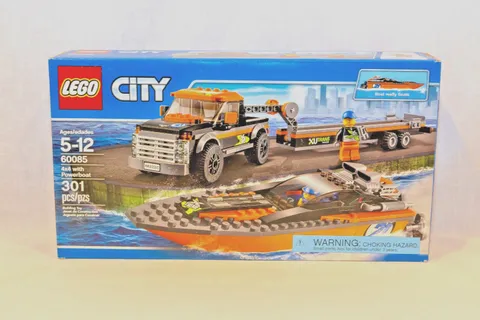 LEGO CITY: 4x4 with Powerboat (60085)