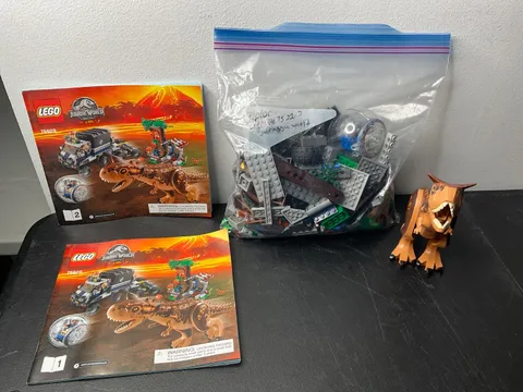 LEGO Jurassic World: Carnotaurus Gyrosphere Escape (75929) | Pre-Owned