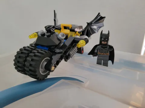 NEW Lego "Batcycle ONLY" from Batman set 7886 -W/ Batman Minifig