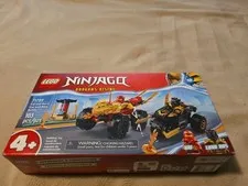 LEGO NINJAGO: Kai and Ras's Car and Bike Battle (71789)