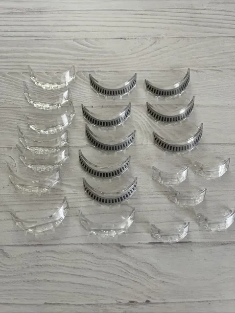 LEGO LOT 22 PCS TRANS CLEAR CURVE WINDSCREEN WINDSHIELD  BUILDING PIECES