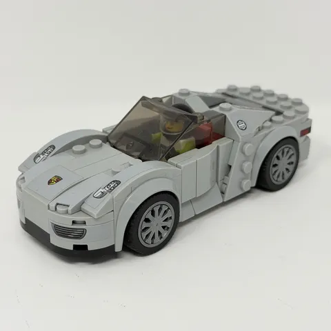 LEGO Speed Champions Porsche 918 Spyder w/Minifig 75910 Near Complete