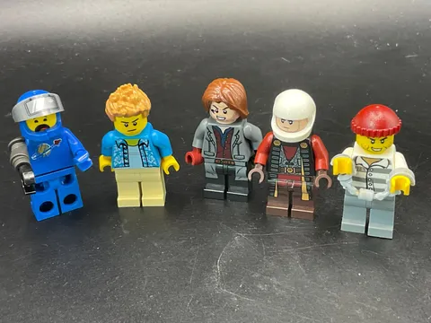 LEGO mixed figures lot 5 in total