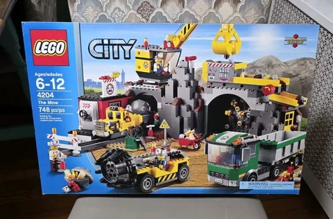 LEGO CITY: The Mine (4204) - Brand New Sealed - Retired