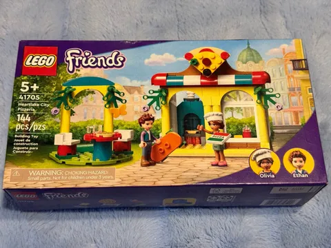 Lego Friends 41705 Heartlake City Pizzeria 144 Pieces Retired Sealed - NEW