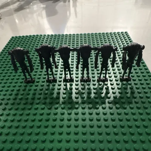 LEGO Black Droid Minifigure Figures Lot of 6, Plastic