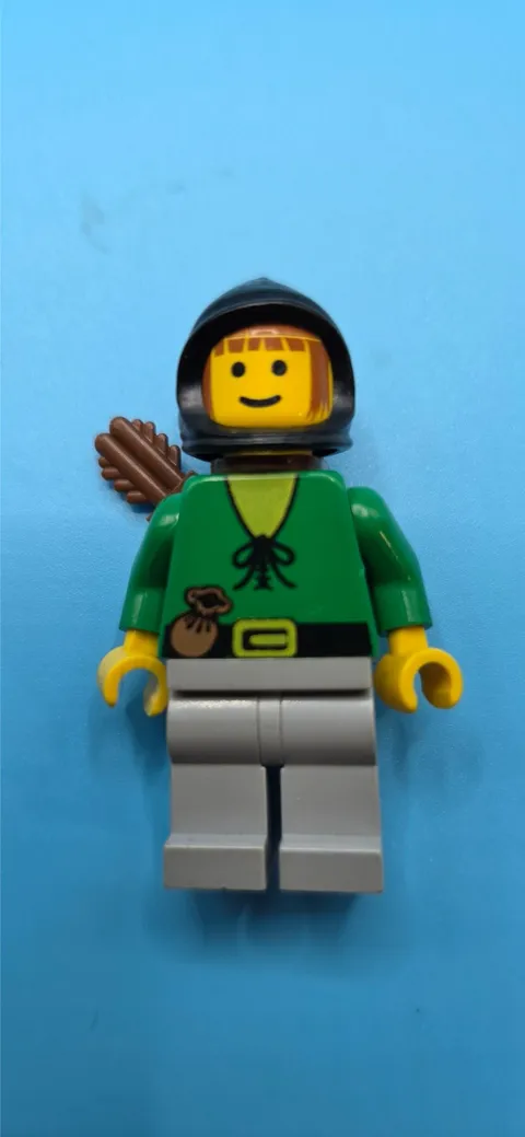 Lego Dark Forestman 3 Minifigure with Quiver Castle 6024 / 6079 - cas008