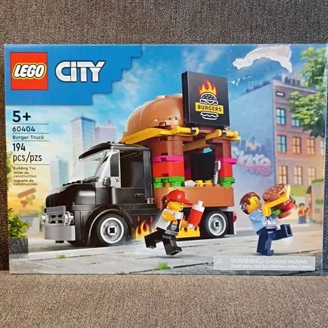 LEGO City 60404 Burger Truck Set 194 Pieces Ages 5+ Chef & Boy, Separator