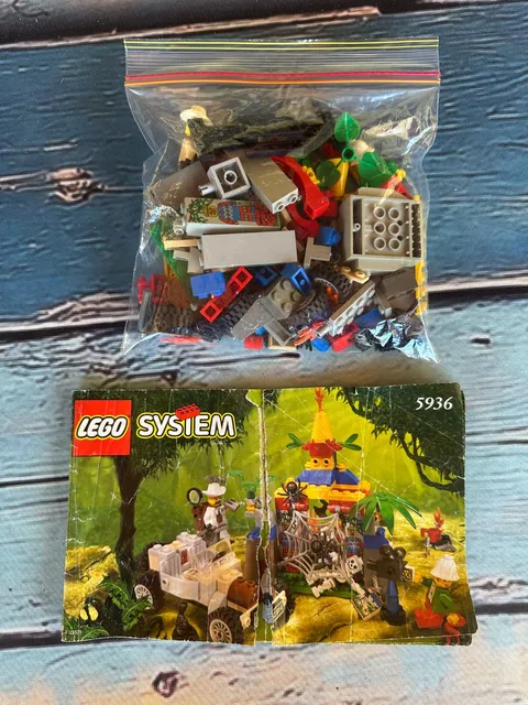 LEGO Adventurers: Spider's Secret (5936) 100% complete with instructions