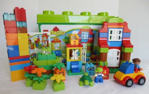 LEGO DUPLO Deluxe Box of Fun, 10580, COMPLETE WITH BIN AND IDEA PAMPHLET, 95 PC