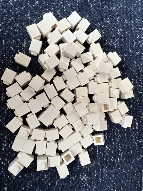 LEGO 3005 White Brick 1x1 - 98 Pieces