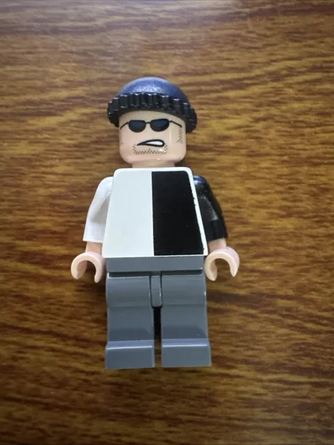 LEGO Batman Minifigure 2006  Two-Face's Henchman bat006 7781