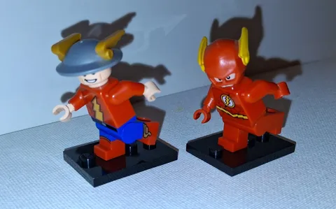 Lego Flash  Jay Garrick & Barry Allen or Wally West maybe 