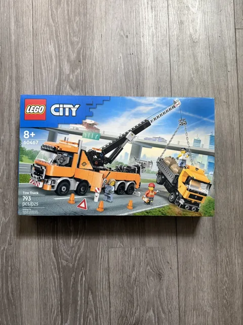 LEGO City 60467 Heavy-Duty Recovery Tow Truck with Crane Building Toy, 8+