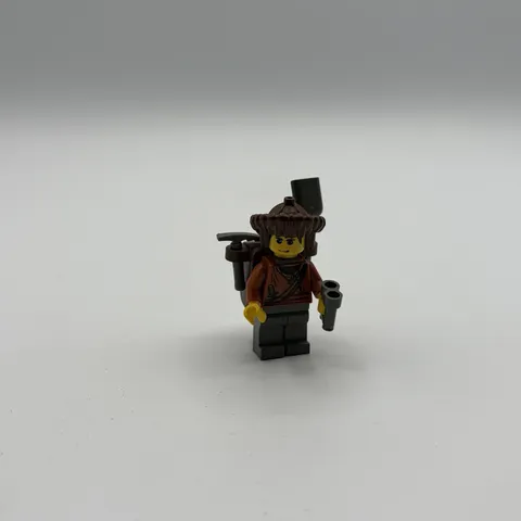 Genuine LEGO Adventurers Orient Minifigure Sherpa Sangye Dorje adv055 7417