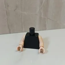 New LEGO Sleeveless Black Shirt Tank Top Flesh Nougat Arms Matching Hands Set