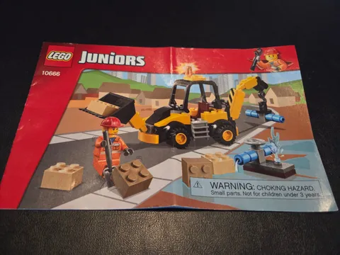 LEGO Juniors: Digger (10666) - Complete
