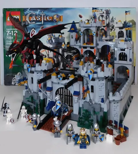 LEGO 7094 King's Castle Siege 100% Complete! w/BOX & Instructions! - Fantasy Era