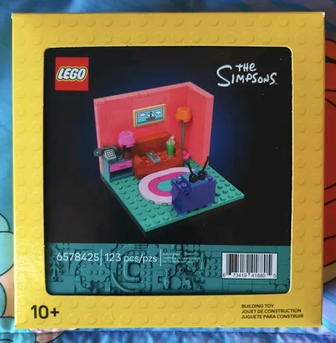 LEGO 6578425 The Simpsons Living Room 5009325 GWP Limited Edition Promo Set