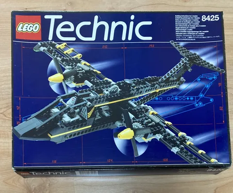 Lego Vintage Technic 8425 Black Hawk New/New 