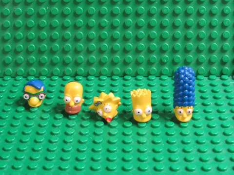 Lot LEGO the Simpsons Homer Simpson Minifigures head bart maggie PT55