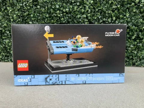 Lego Ideas- Flying Moon Car GWP (40789)- New- Ships Fast