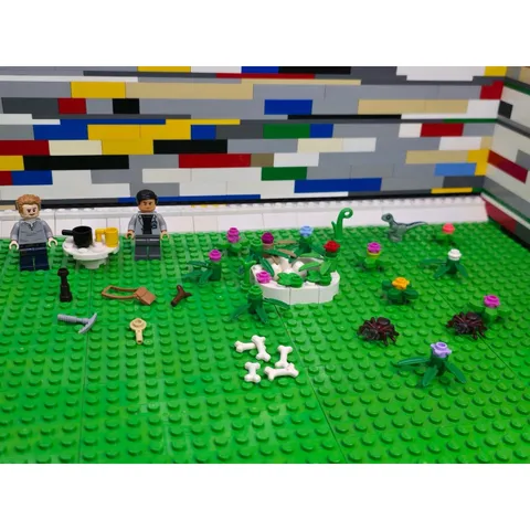 LEGO Jurassic World Owen & Dr. Henry Minifigures