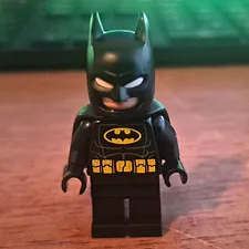 LEGO Batman Minifigure Black Suit w/ Batman Logo, Black Cape & Cowl