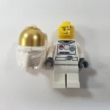 Lego Town City Mini Figure Spaceman Spacesuit CTY0324 (2012)