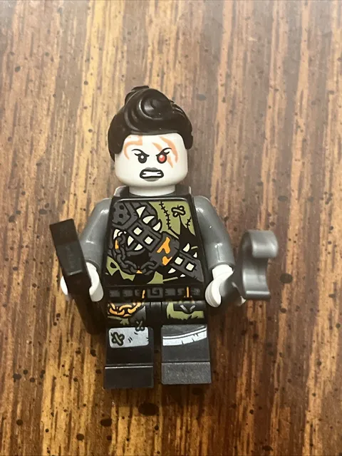 LEGO Faith Ninjago From Set 71861 Brand New