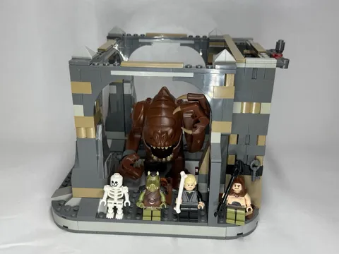 LEGO Star Wars: Rancor Pit Set 75005 w/ Figs and Instructions