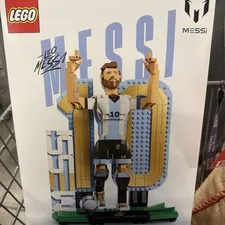 LEGO Editions Lionel Messi - Soccer Legend 43015 World Cup