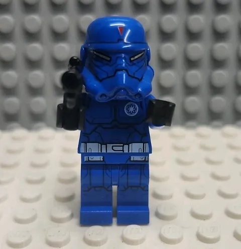 LEGO Star Wars Special Forces Clone Trooper Minifigure Blue Retired With Blaster