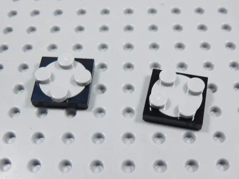 LEGO Lot of 2 Black 2x2 Turntable w/ Light Gray Spinning Top BI